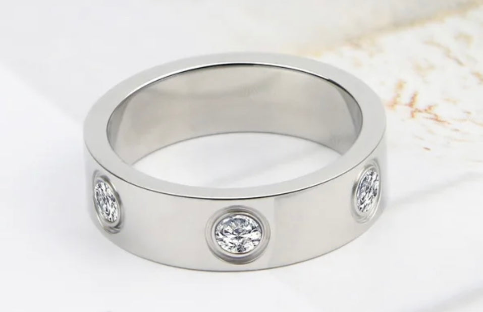 Love inspired ring with diamond